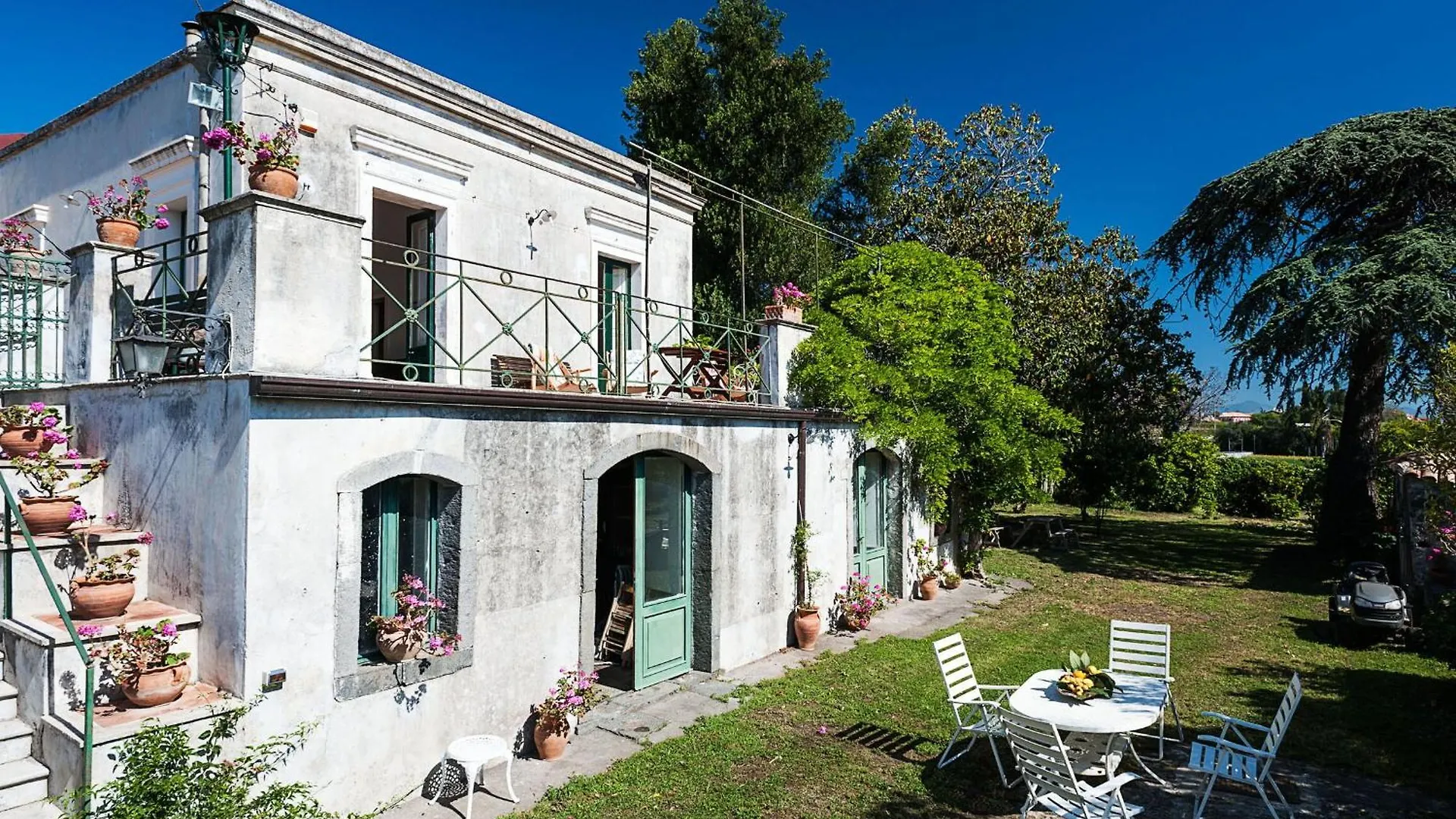 Villa Bagolaro San Leonardello 0*,  Italy