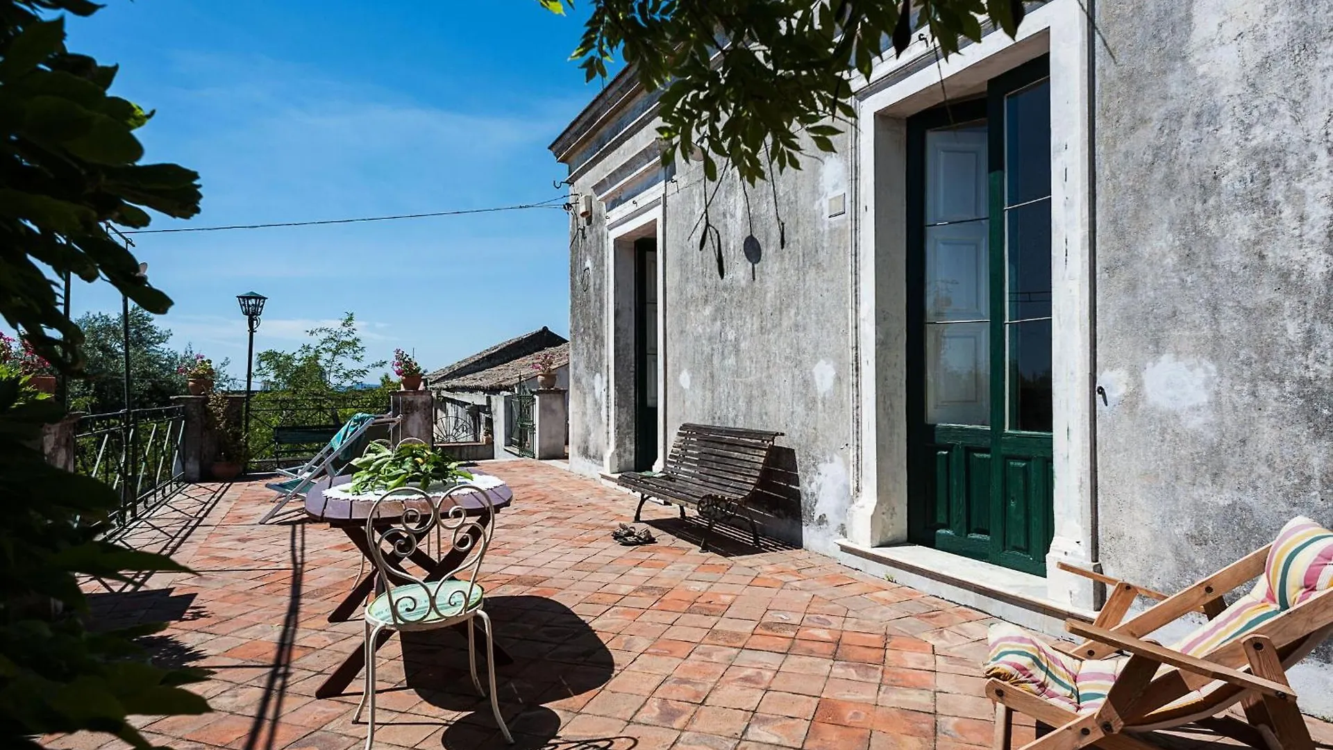 Villa Bagolaro contacts